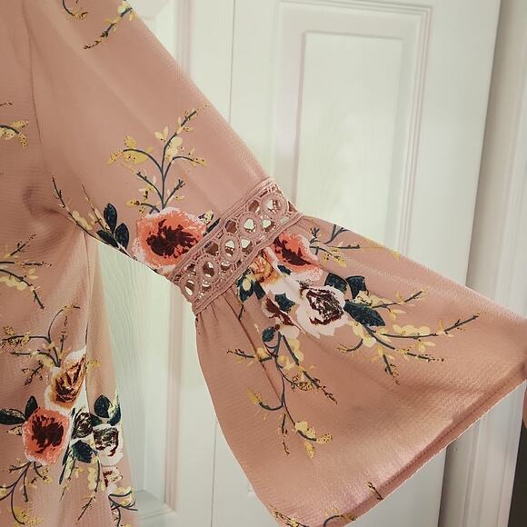 Dusty Rose Floral Kimono Size SM Bell Sleeves Lace Fairycore Girlhood Feminine - Picture 4 of 8